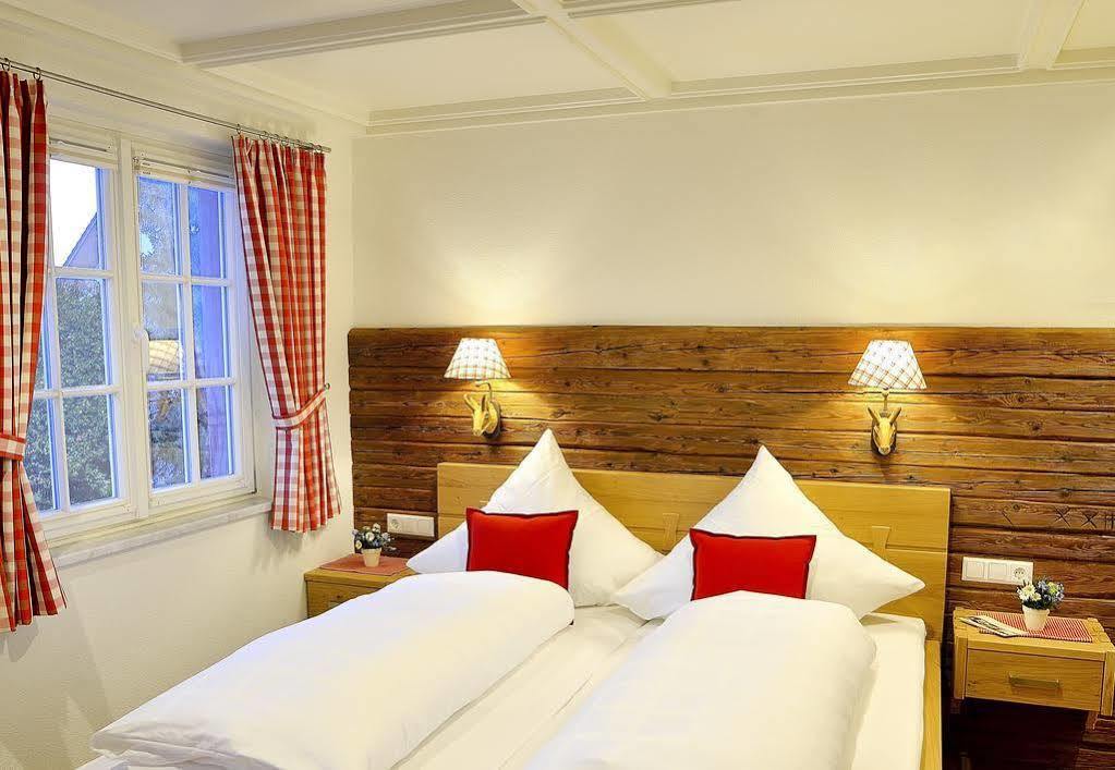 Hotel-Gasthof Adler 린다우 외부 사진