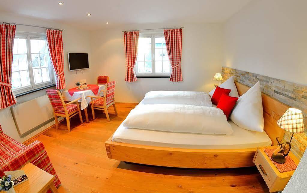Hotel-Gasthof Adler 린다우 외부 사진